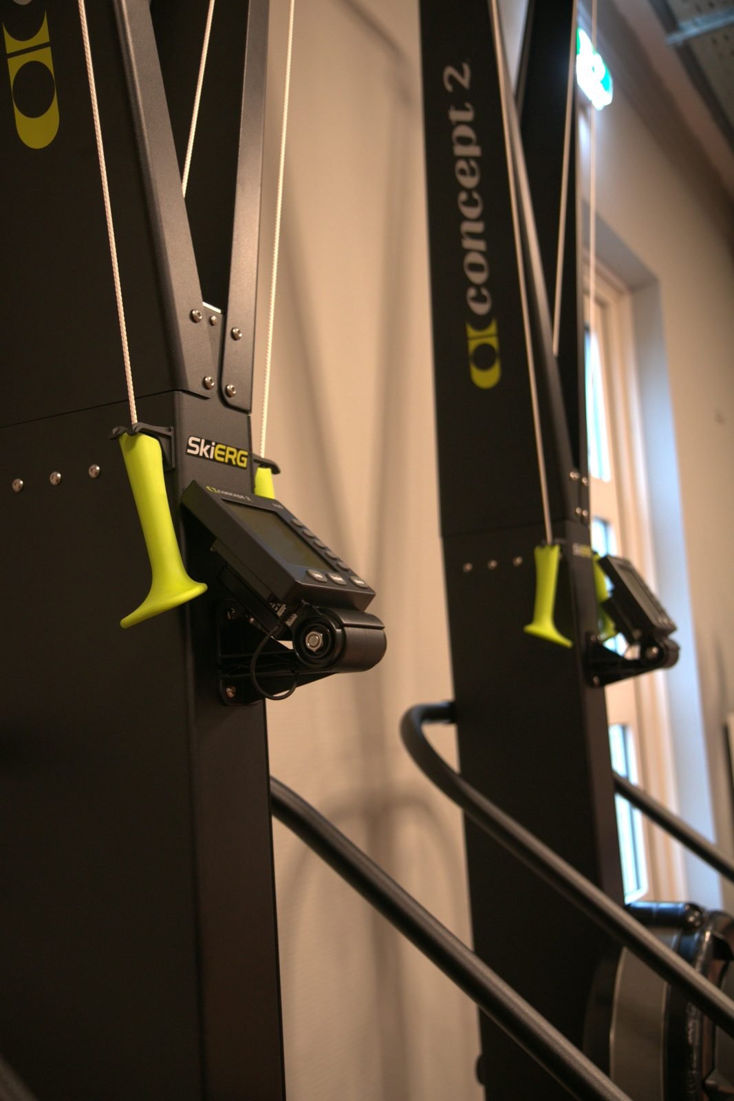 SkiErg-trainingstoestel in de oefenzaal van Fysiotherapiepraktijk CG